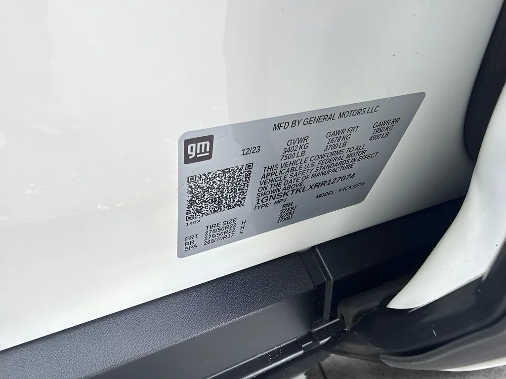 Used 2024 Beige Chevrolet High Country image 26