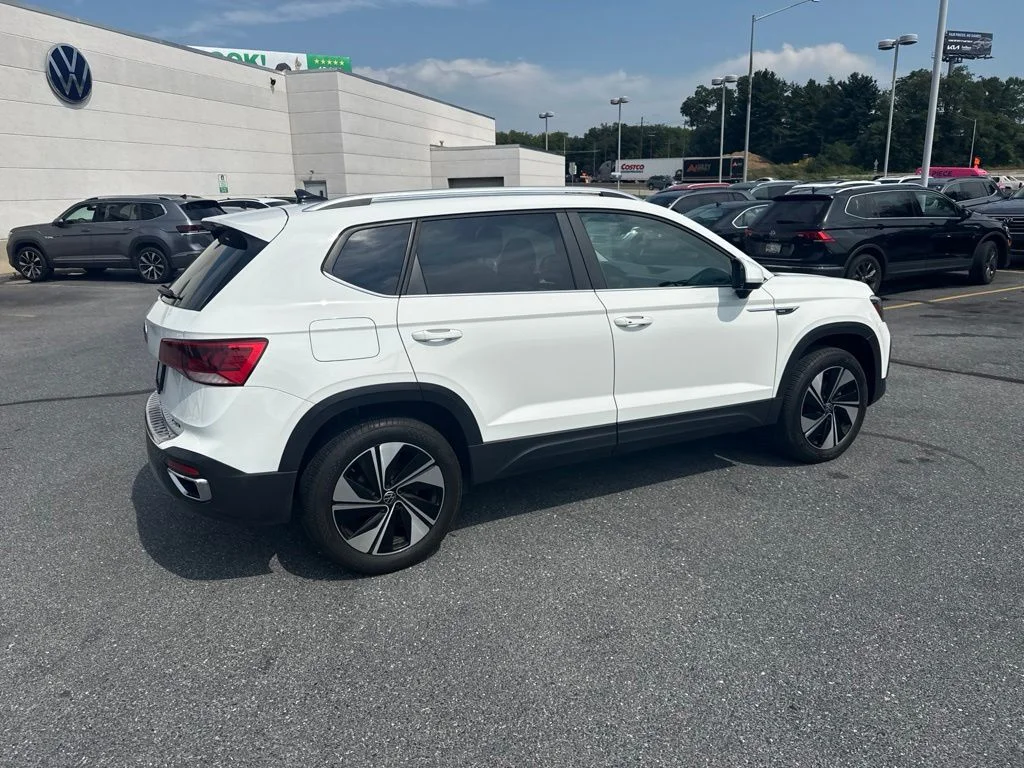 Certified Used 2024 Pure White Volkswagen 1.5T SE image 24