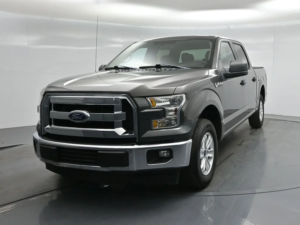 Used 2017 Gray Ford XLT image 48