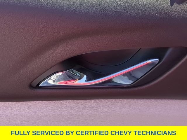 Used 2023 White GMC SLE image 38