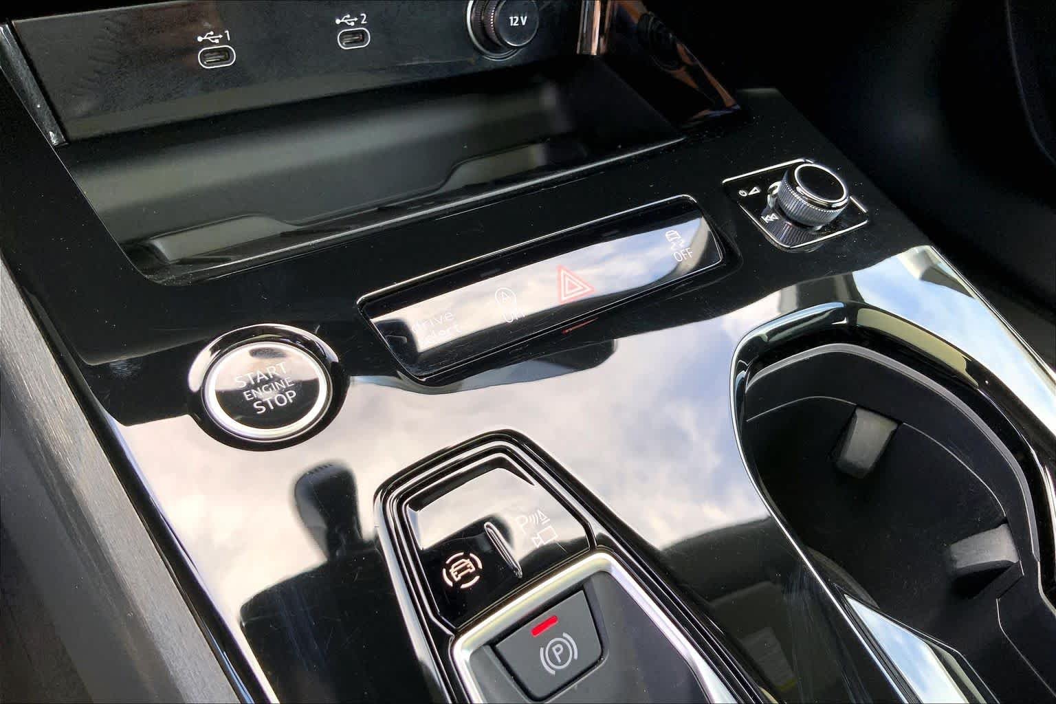 Used 2025 Glacier White Metallic Audi Premium image 36