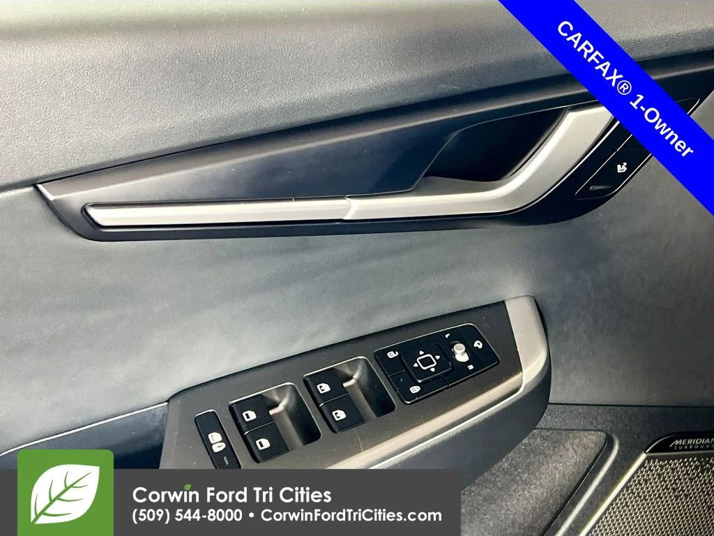 Used 2024 Gray Kia Wind image 12