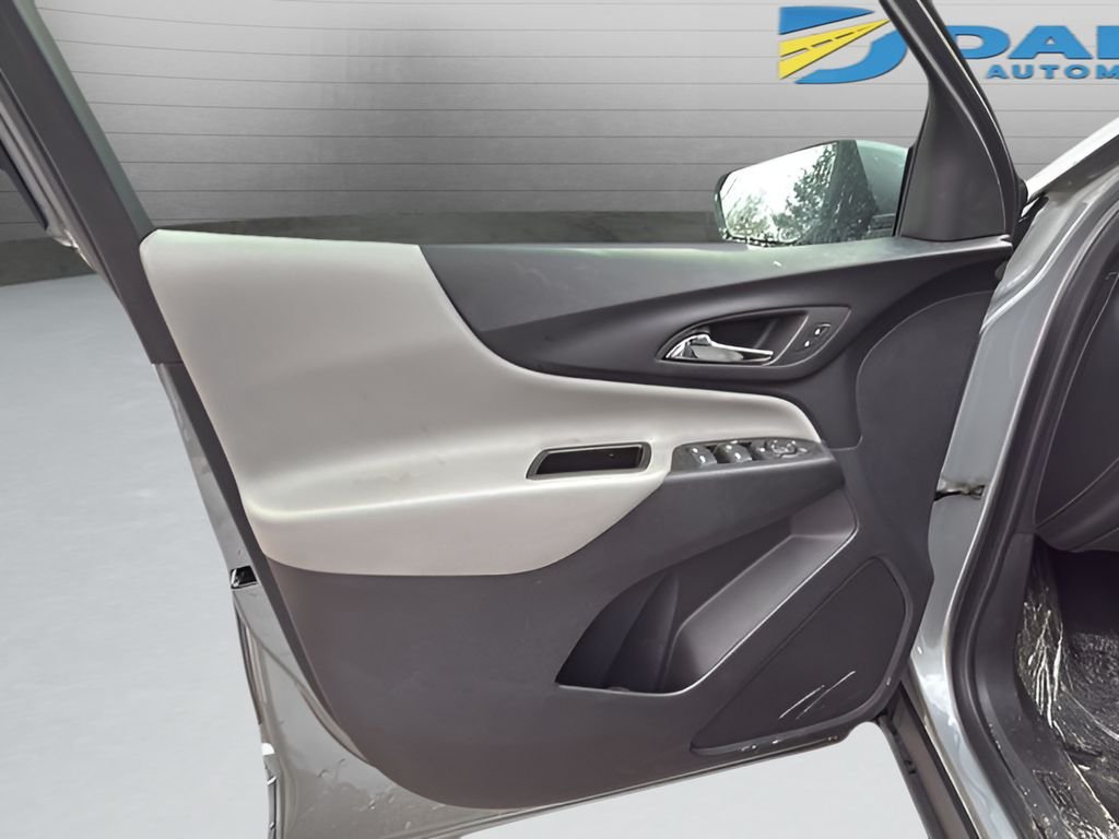 Used 2023 Gray Chevrolet LT image 11