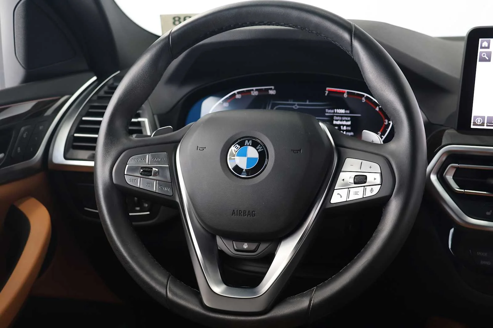 Certified Used 2025 Aventurin Red Metallic BMW xDrive30i image 28