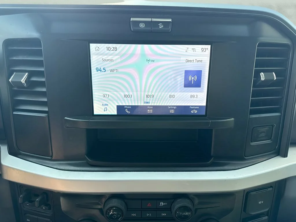 Used 2025 White Ford XL image 18