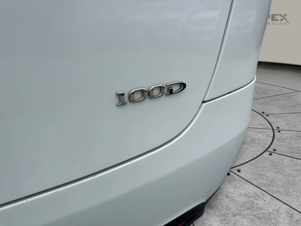Used 2019  Tesla 100D image 35