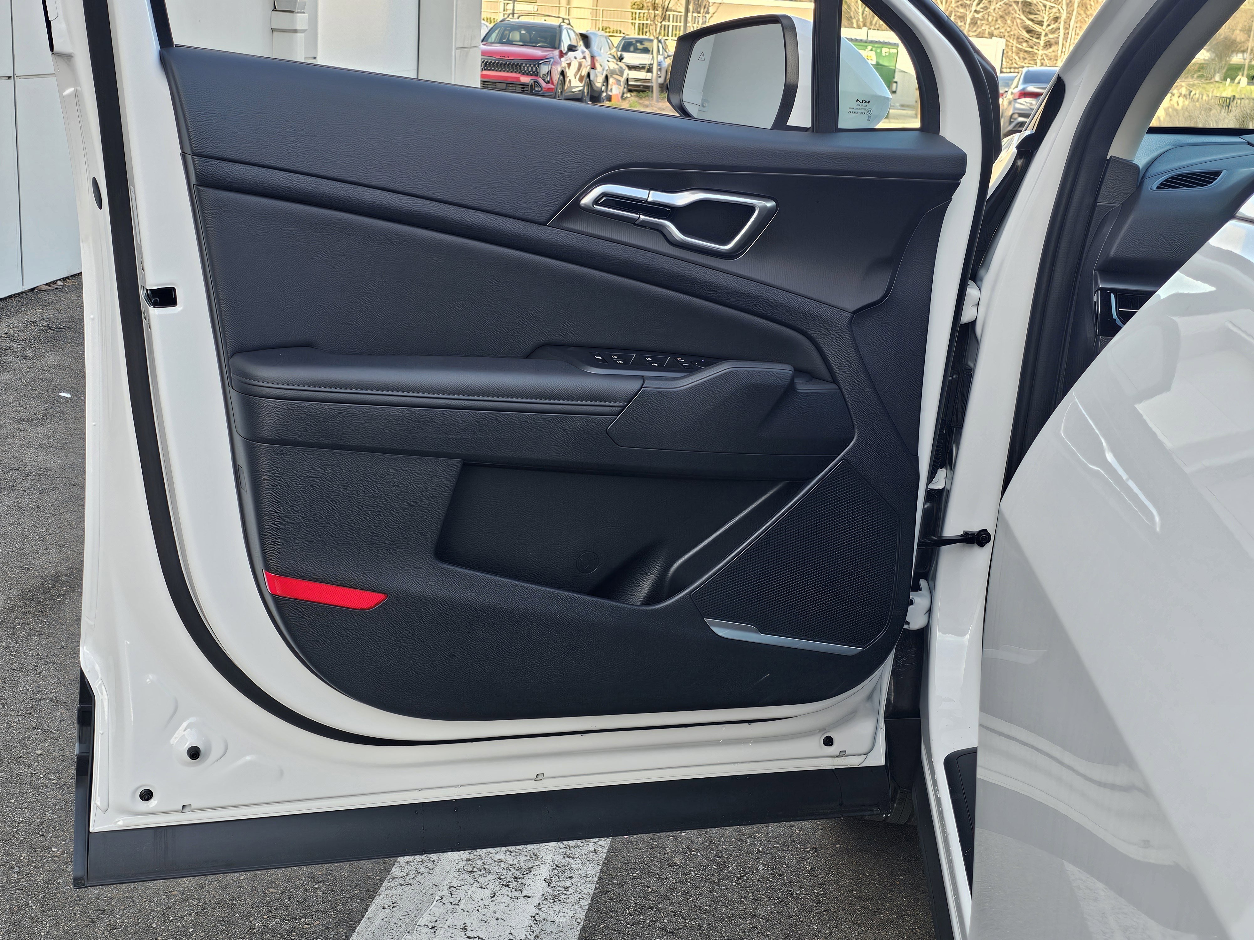 New 2026 Glacial White Pearl Kia EX image 11