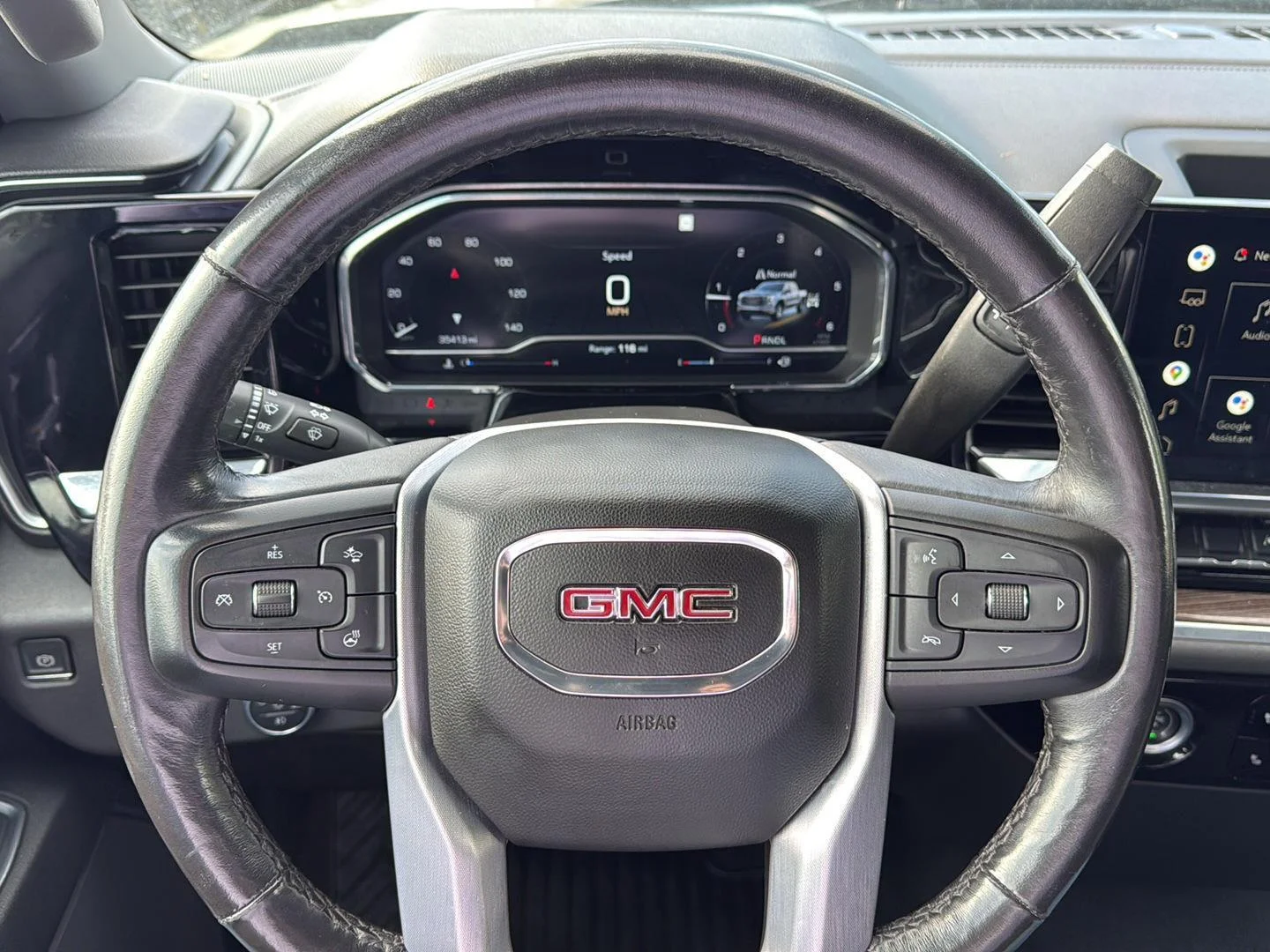 Used 2022 Onyx Black GMC Elevation image 6