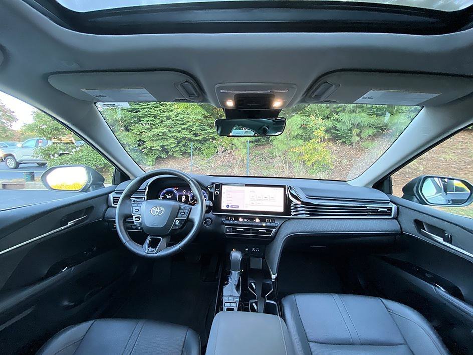 Used 2025 Underground Toyota XLE image 23
