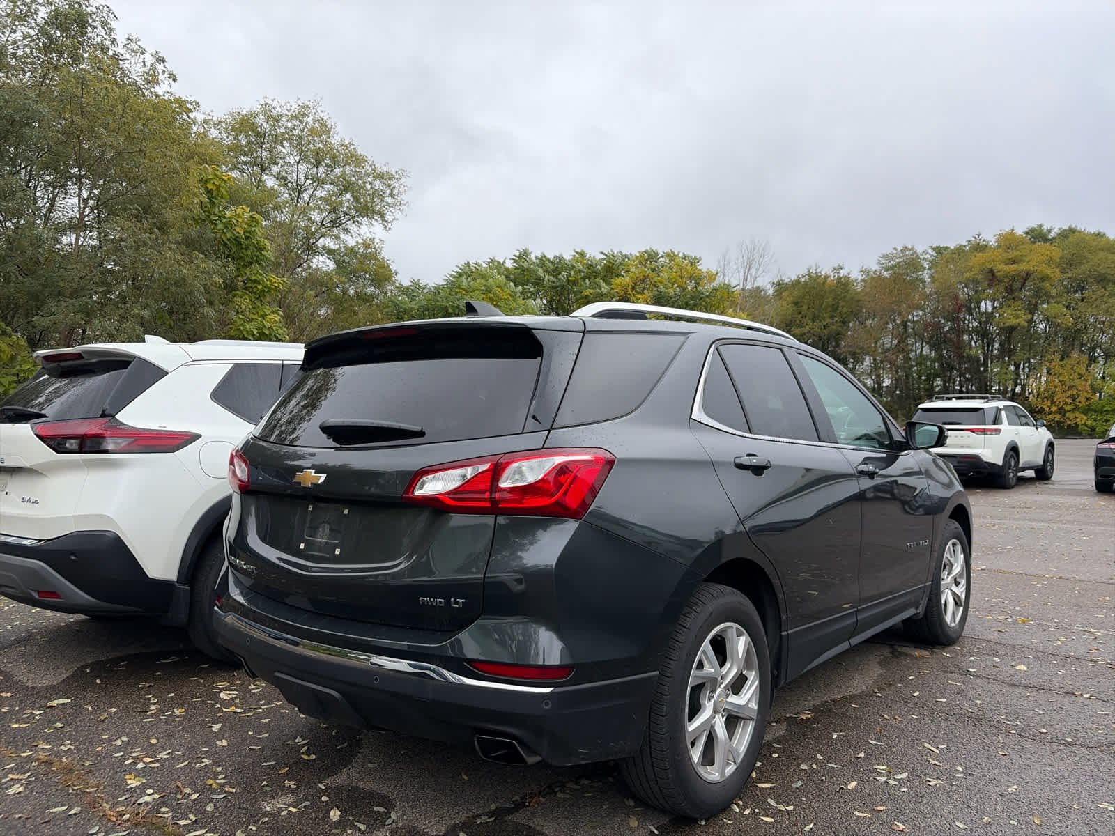 Used 2018 Chevrolet Equinox LT with VIN 2GNAXTEXXJ6257061 for sale in Zelienople, PA