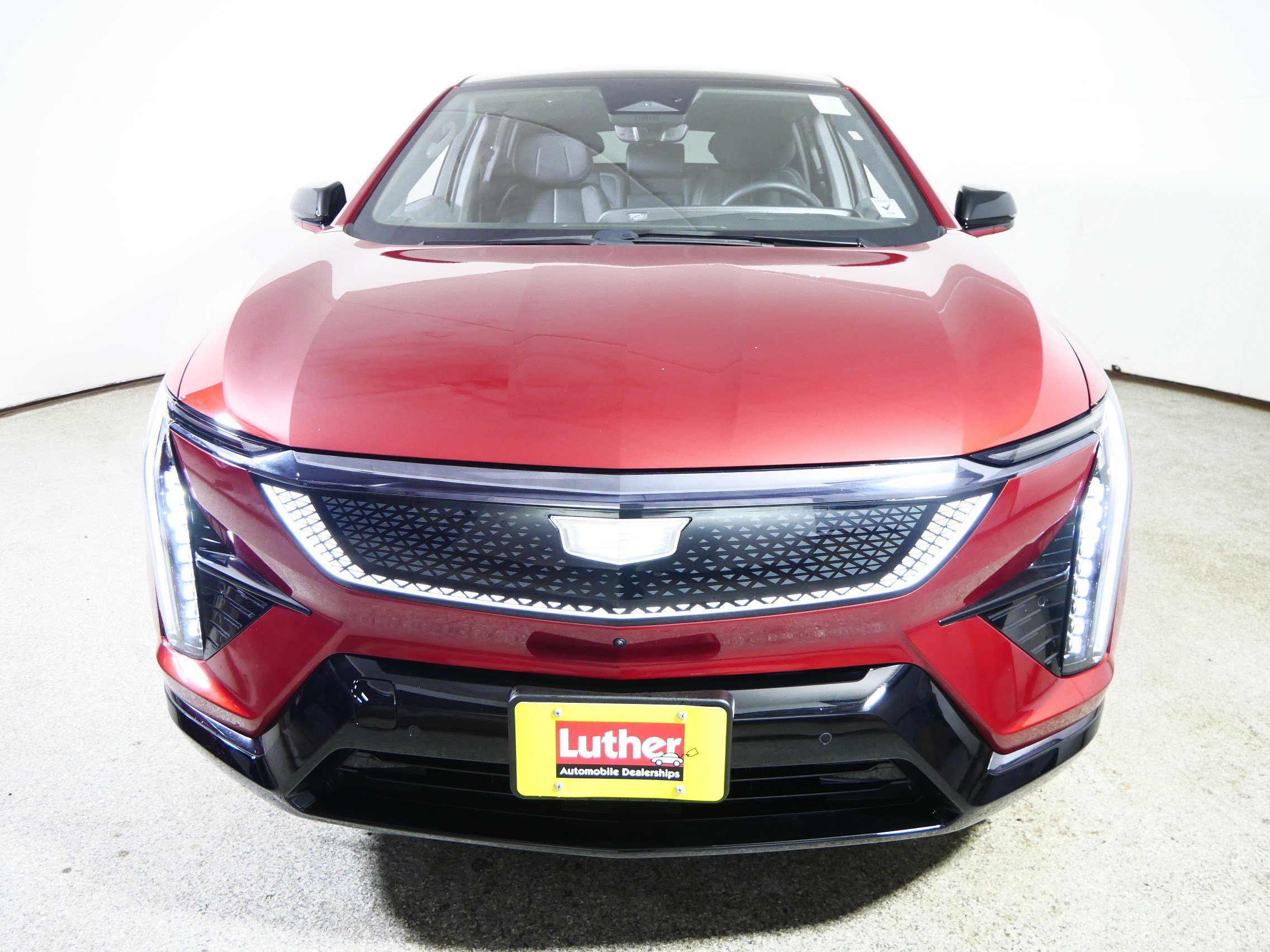 Used 2025 Cadillac OPTIQ Sport 2 with VIN 3GYK3GMR0SS137611 for sale in Brooklyn Center, MN