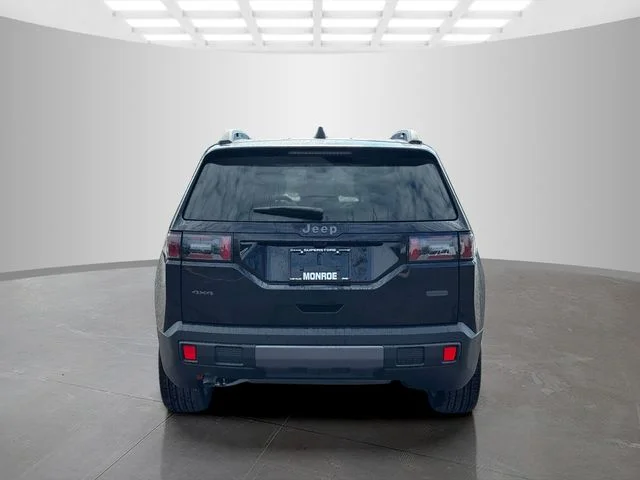New 2026 Diamond Black Crystal Pearl-Coat Exterior Paint Jeep Overland image 6