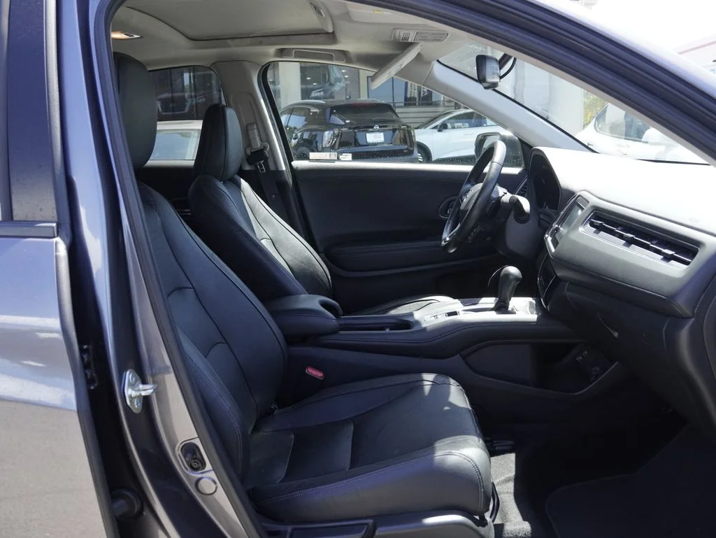 Used 2019 Gray Honda EX-L image 27