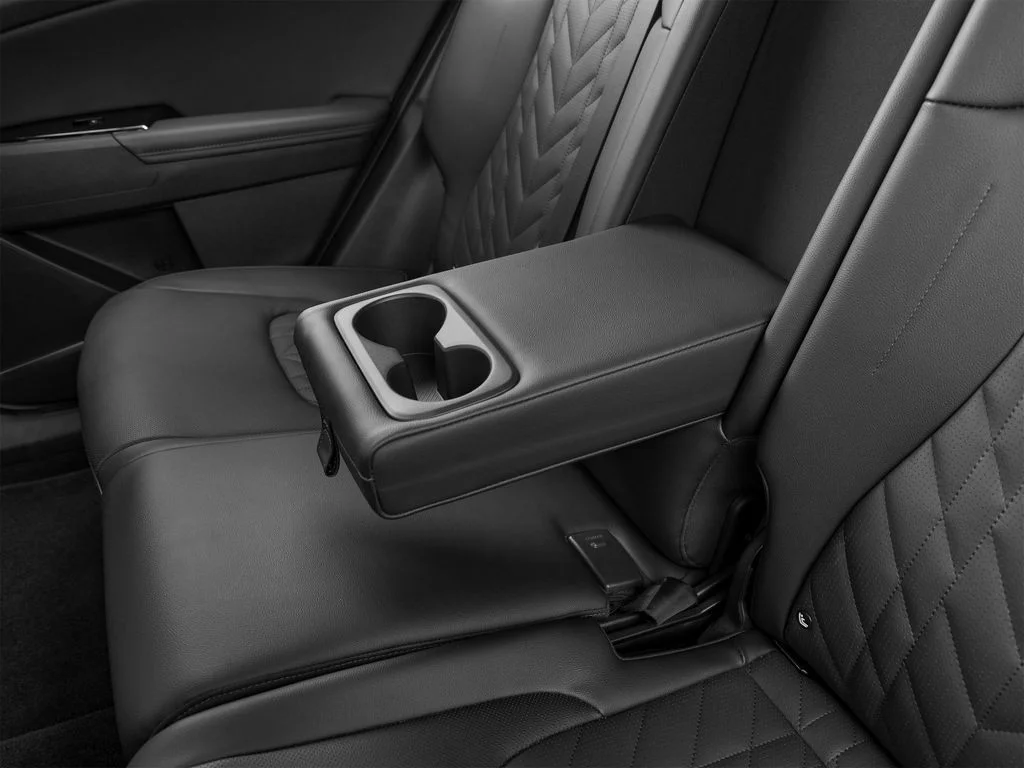 Used 2023 White Kia EX image 48