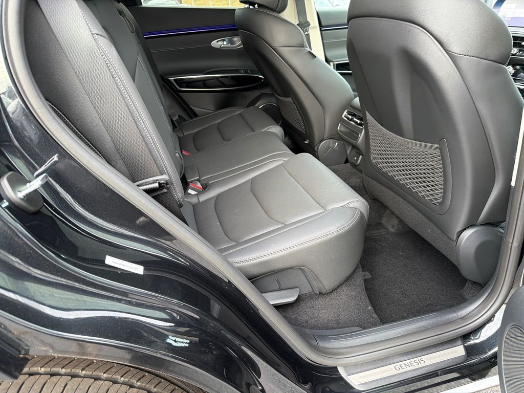 New 2026 Black Genesis 2.5T image 15
