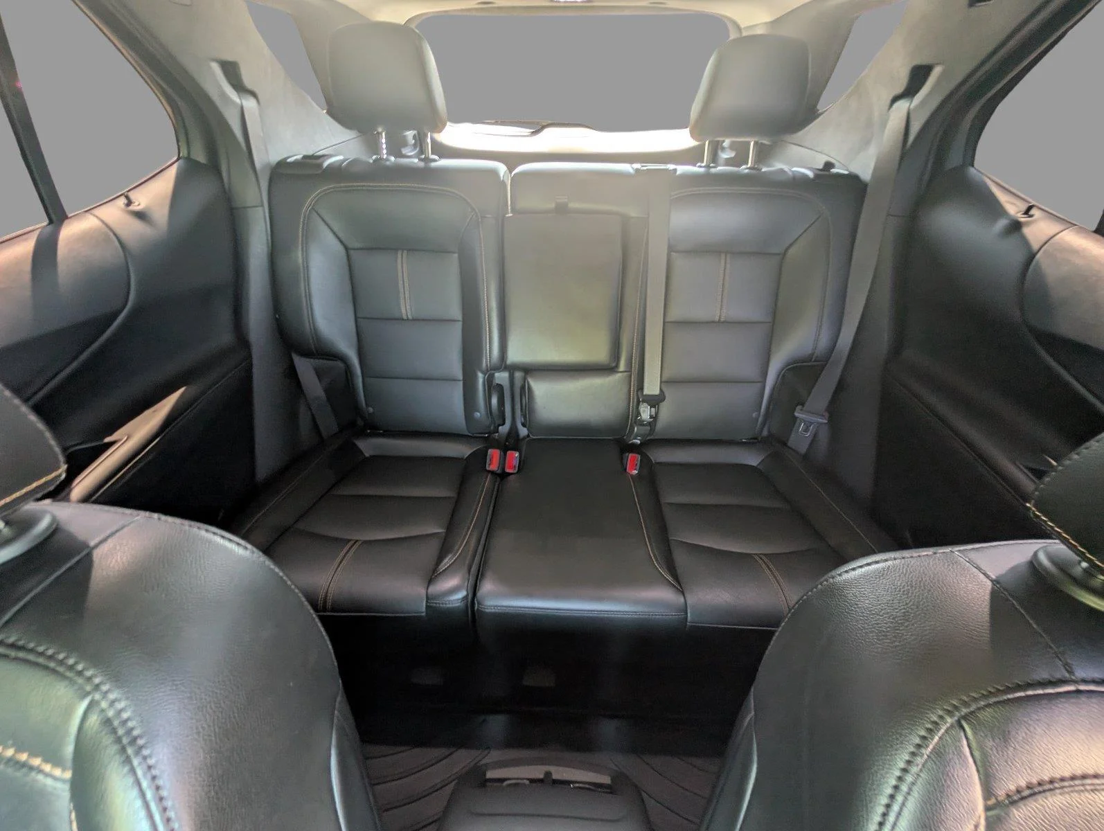 Used 2022 Iron Gray Metallic Chevrolet Premier image 37