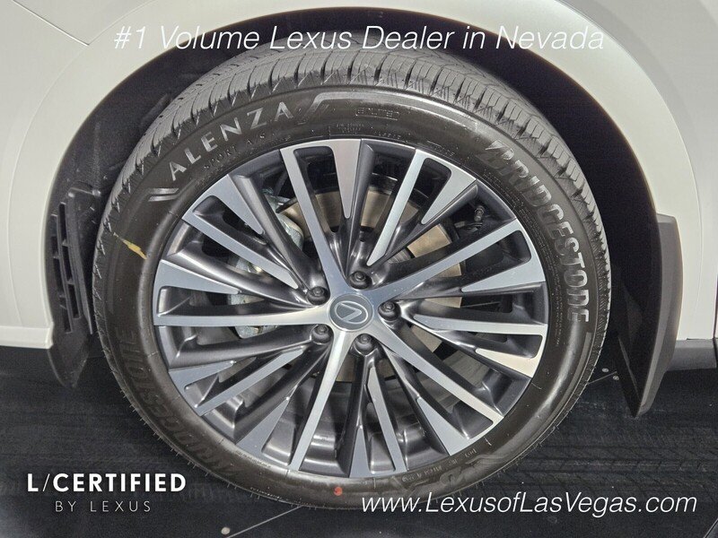Certified Used 2026 White Pearl Lexus PREMIUM PLUS image 13