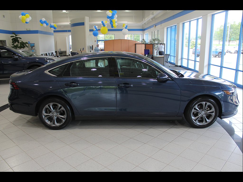 Certified Used 2024 Canyon River Blue Metallic Honda 1.5T EX image 4