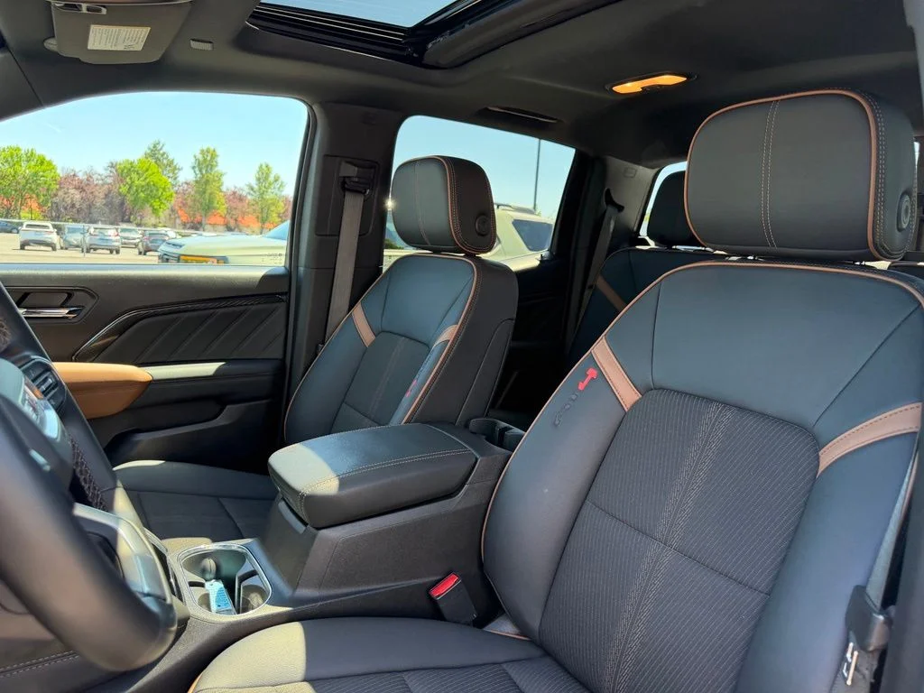 Used 2024 Sterling Metallic GMC AT4 image 16