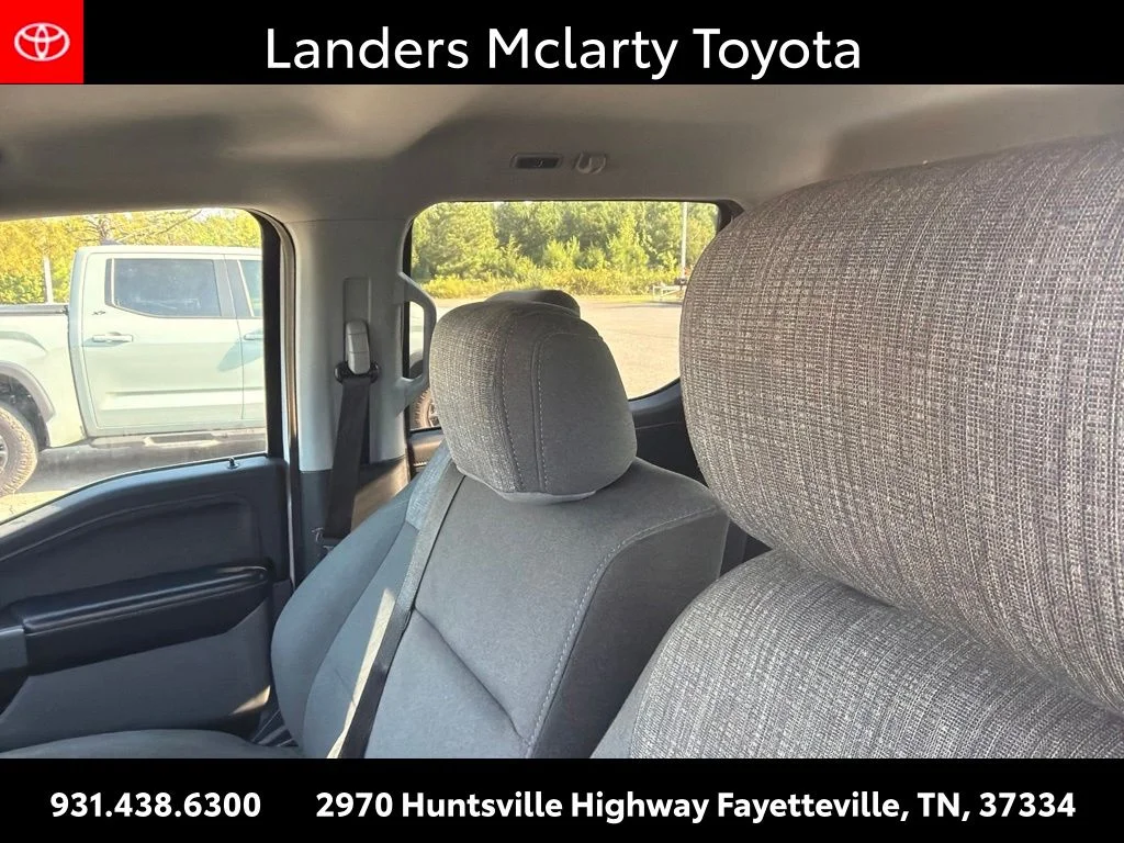 Used 2021 White Ford XLT image 6