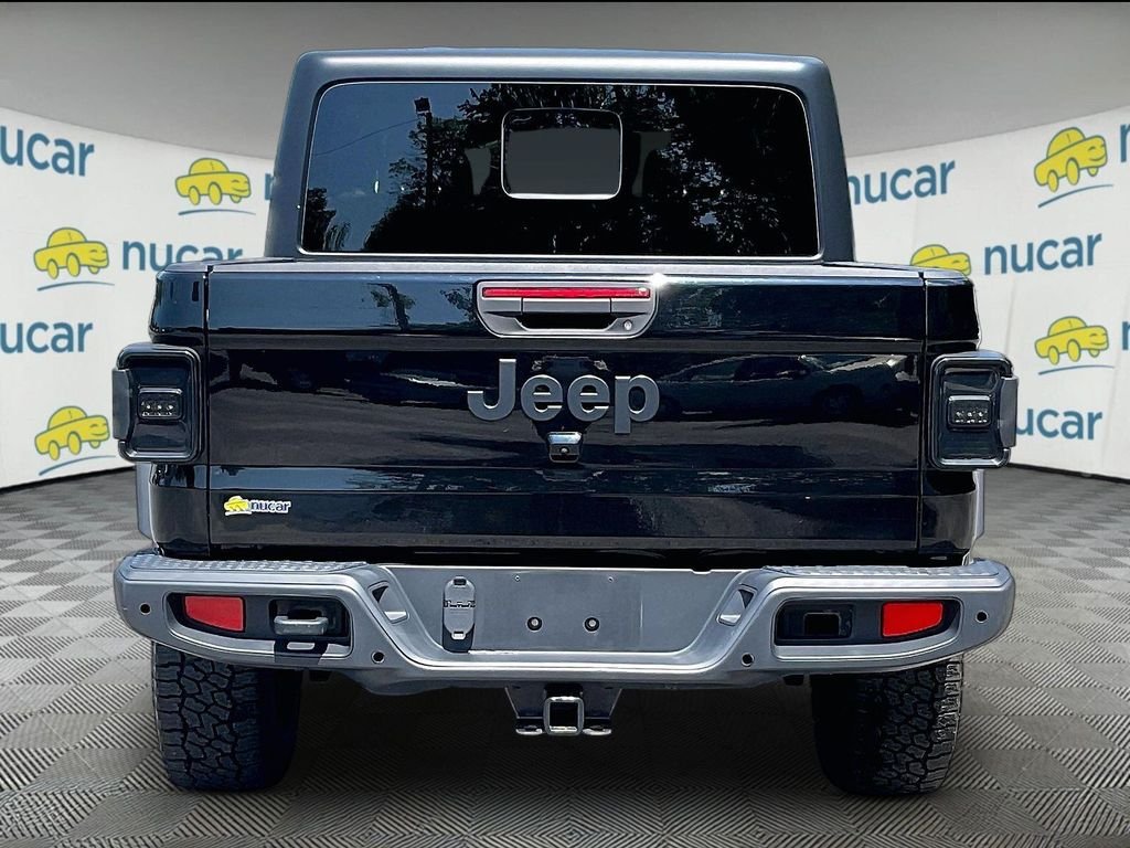 Used 2022 Black Jeep Sport image 4