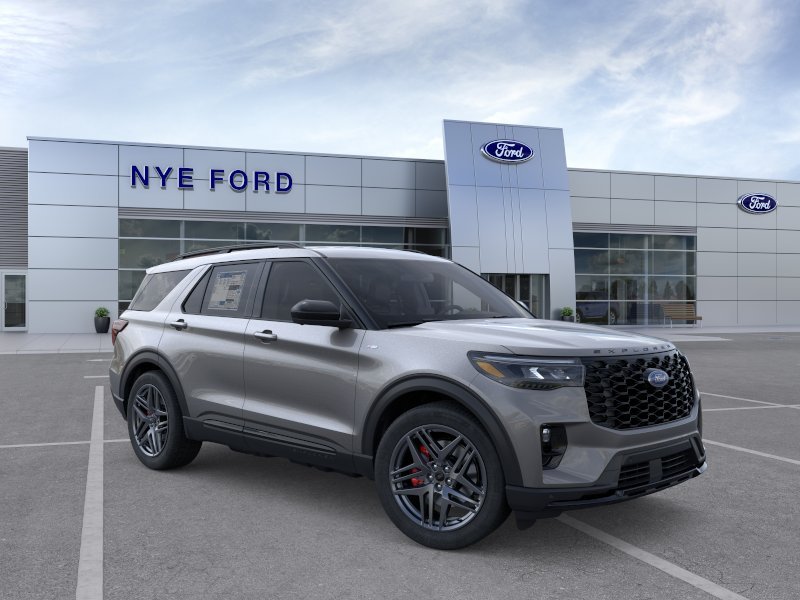 New 2026 Carbonized Gray Metallic Ford ST-Line image 25