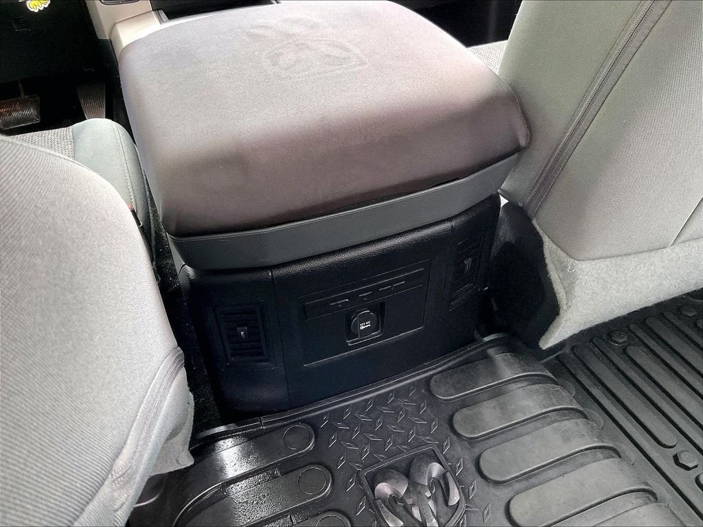 Used 2016 White Ram Big Horn image 28