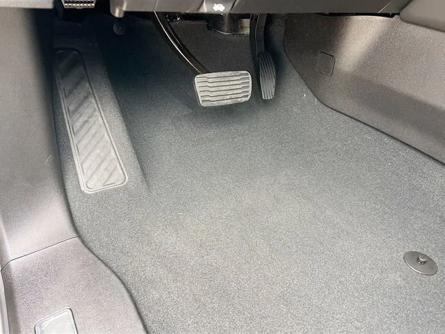 2026 GMC Yukon XL Denali - Photo 14