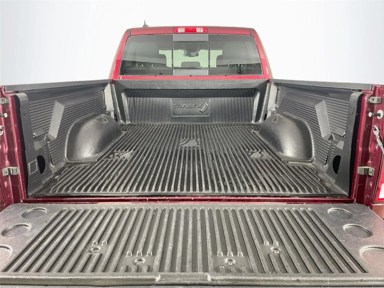 Used 2019 Delmonico Red Pearlcoat Ram Big Horn image 23