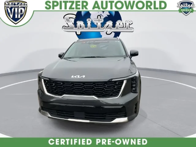 Used 2025 Gray Kia EX image 3