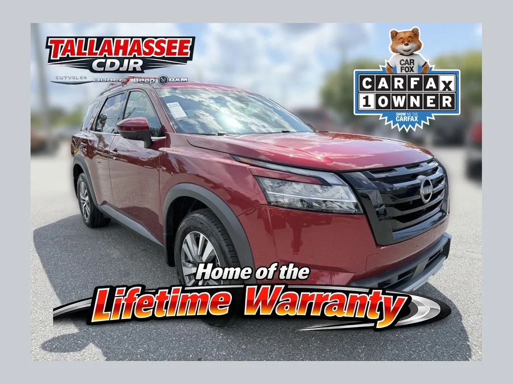 Used 2023 Scarlet Nissan SL image 1