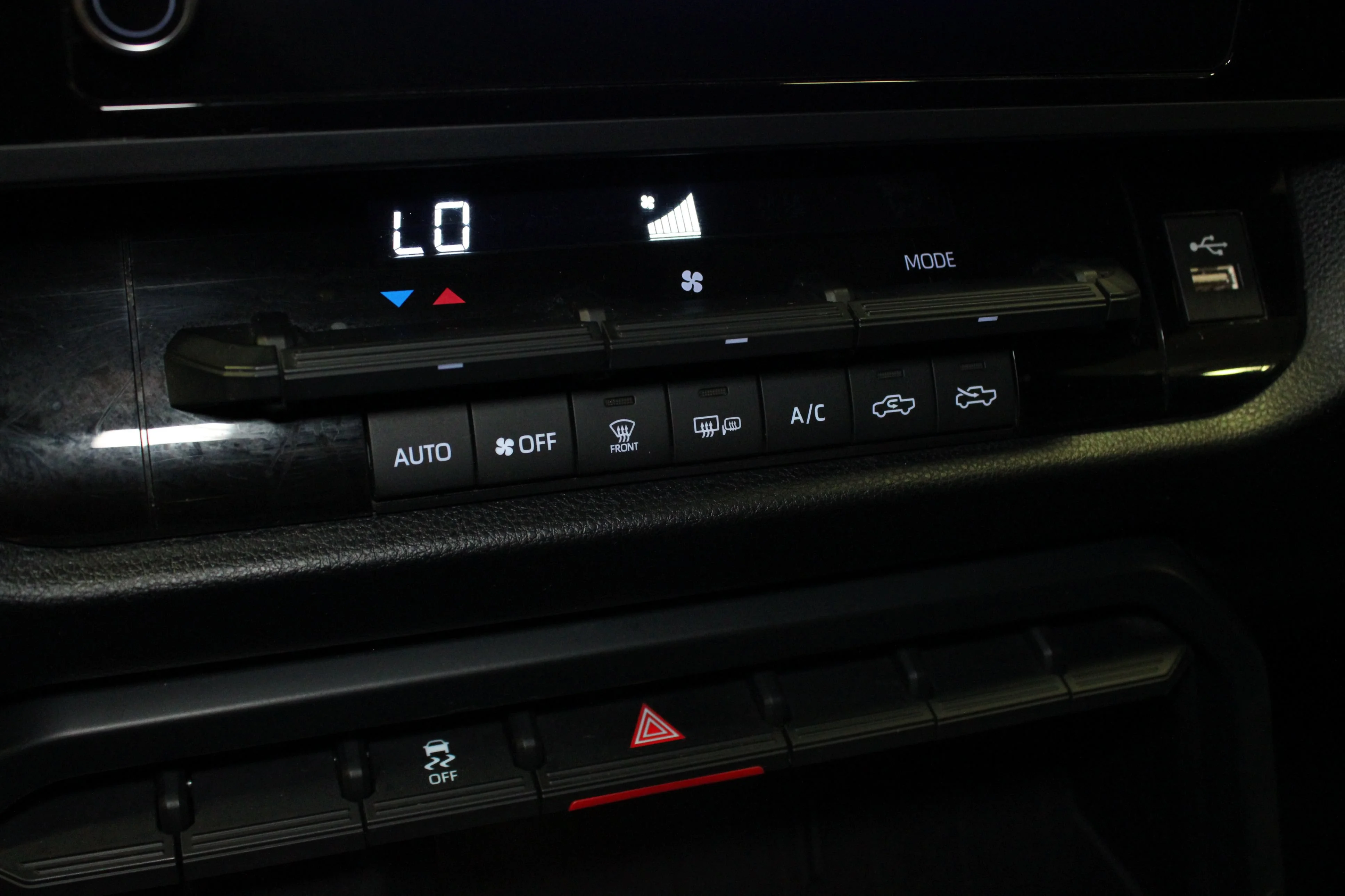 Used 2025 Midnight Black Metallic Toyota SR image 23