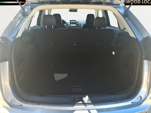 Used 2024  Ford SEL image 25