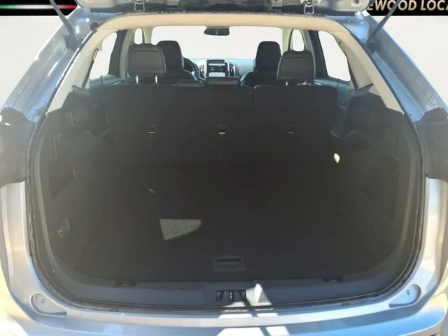 Used 2024  Ford SEL image 25