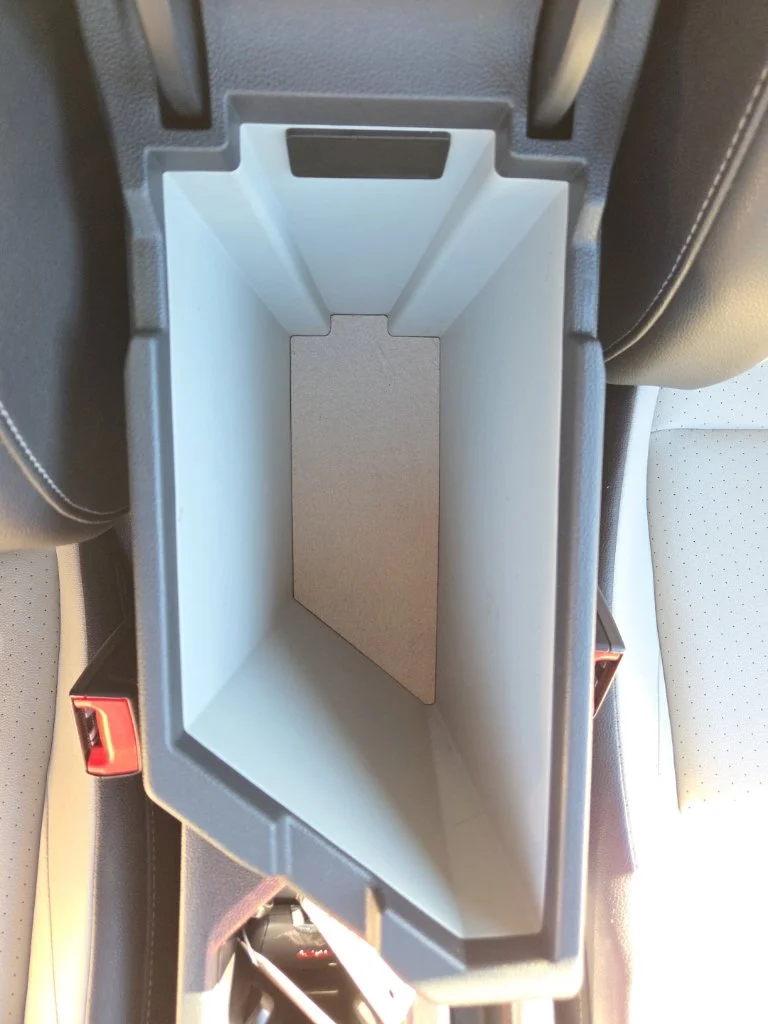 Used 2019 Orange Volkswagen R-Line image 27