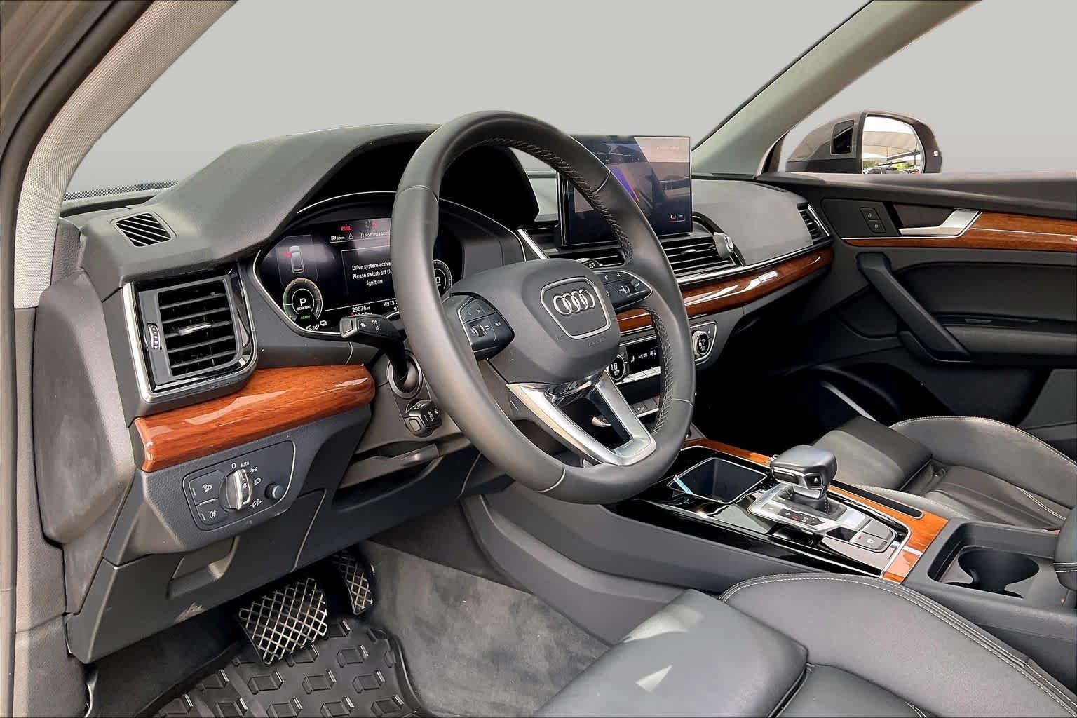 Used 2023 Chronos Gray Metallic Audi S line Premium image 17