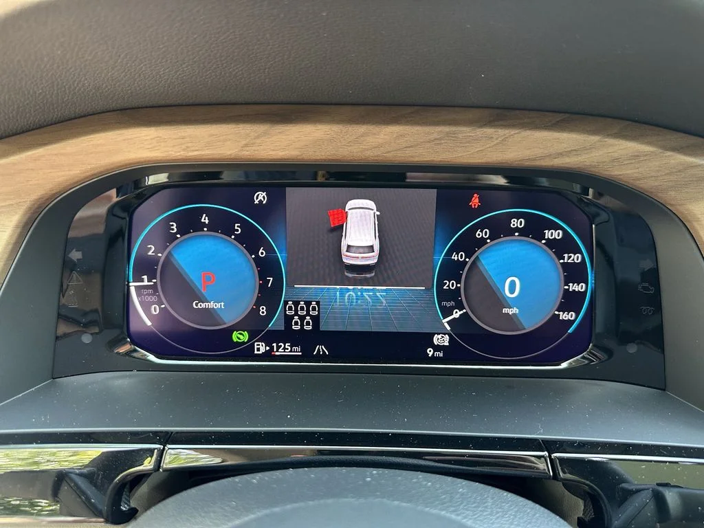 New 2026 White/off-white Volkswagen 2.0T SE w/Technology image 30