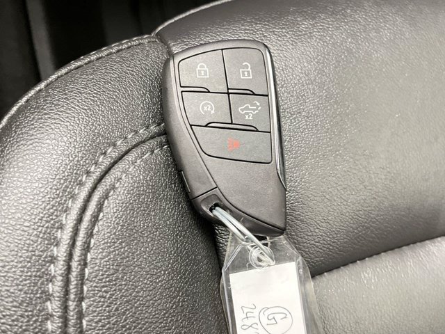 Used 2024 Titanium Rush Metallic GMC Elevation image 31