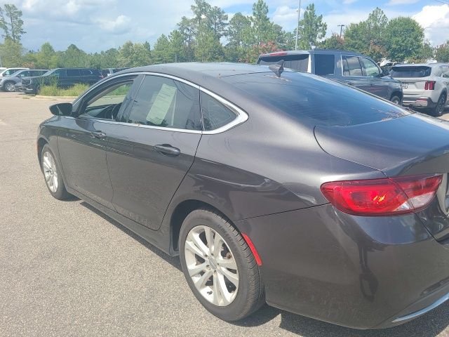 Used 2016 Gray Chrysler Limited image 4
