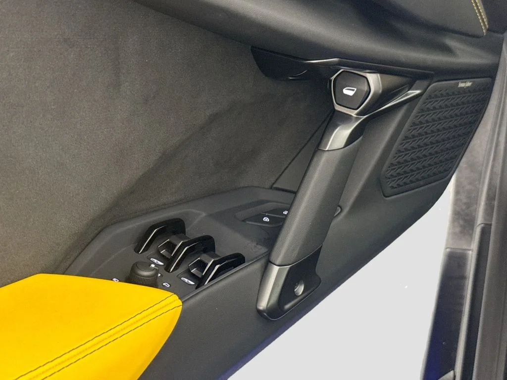 New 2026  Lamborghini Base image 17