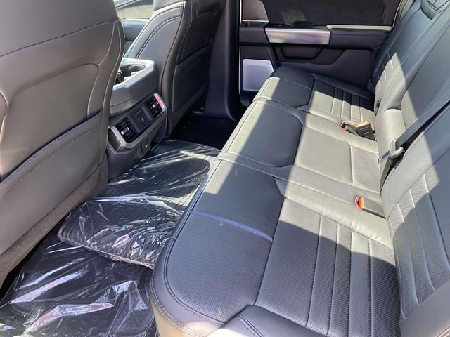 2025 Ford F-150 Platinum - Photo 8