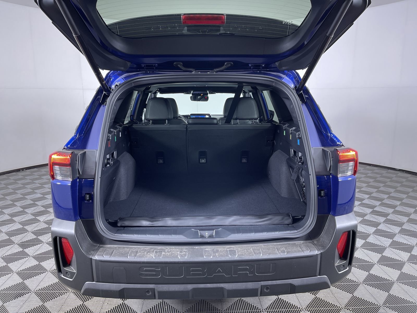 New 2026 SAPPHIRE BLUE PEARL Subaru Limited XT image 24