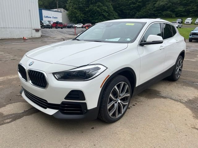 Used 2021 White BMW xDrive28i image 10