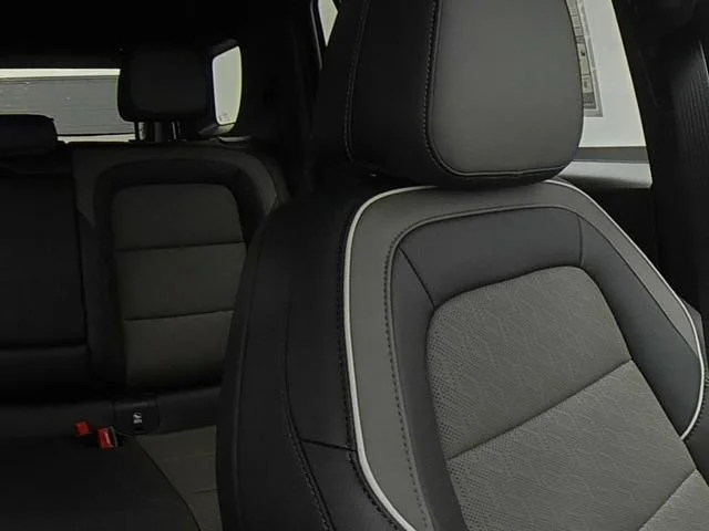 2026 Chevrolet Equinox LT - Photo 33