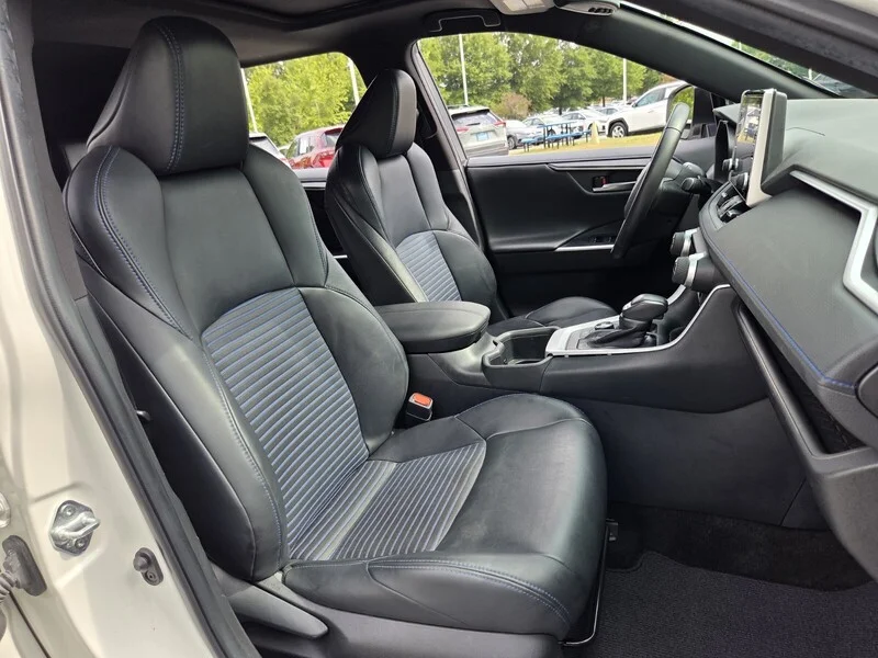 Used 2022 WHITE TOYOTA XSE image 20