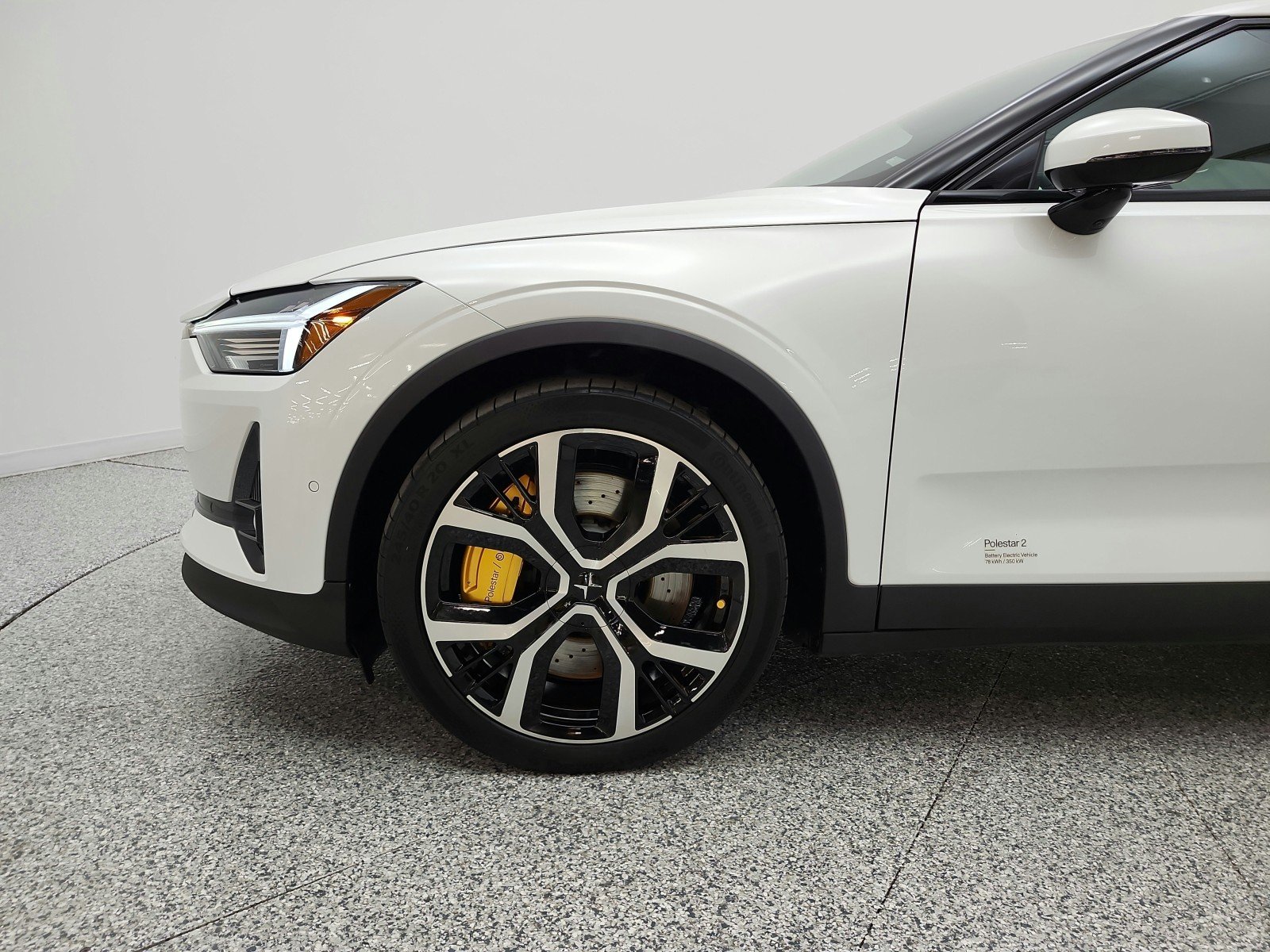Used 2023 Snow Metallic Polestar Performance Plus image 31