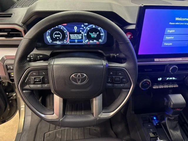 Used 2024 OXIDE BRONZE ME. Toyota  image 16