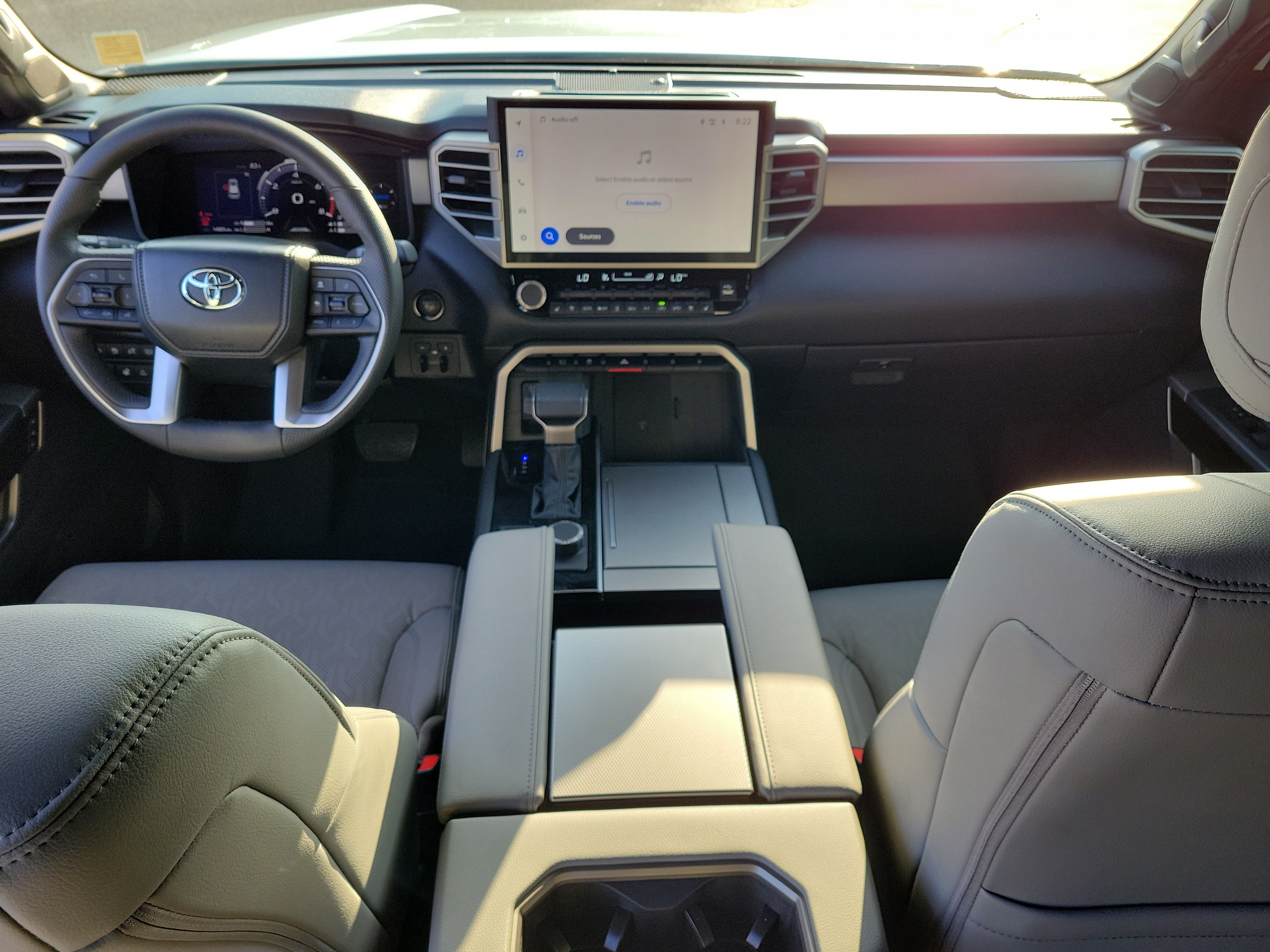 Used 2025 Pearl Toyota Limited image 14