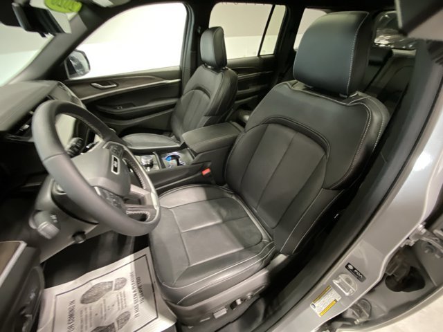 Used 2026 Silver Zynith Jeep Limited Reserve image 19