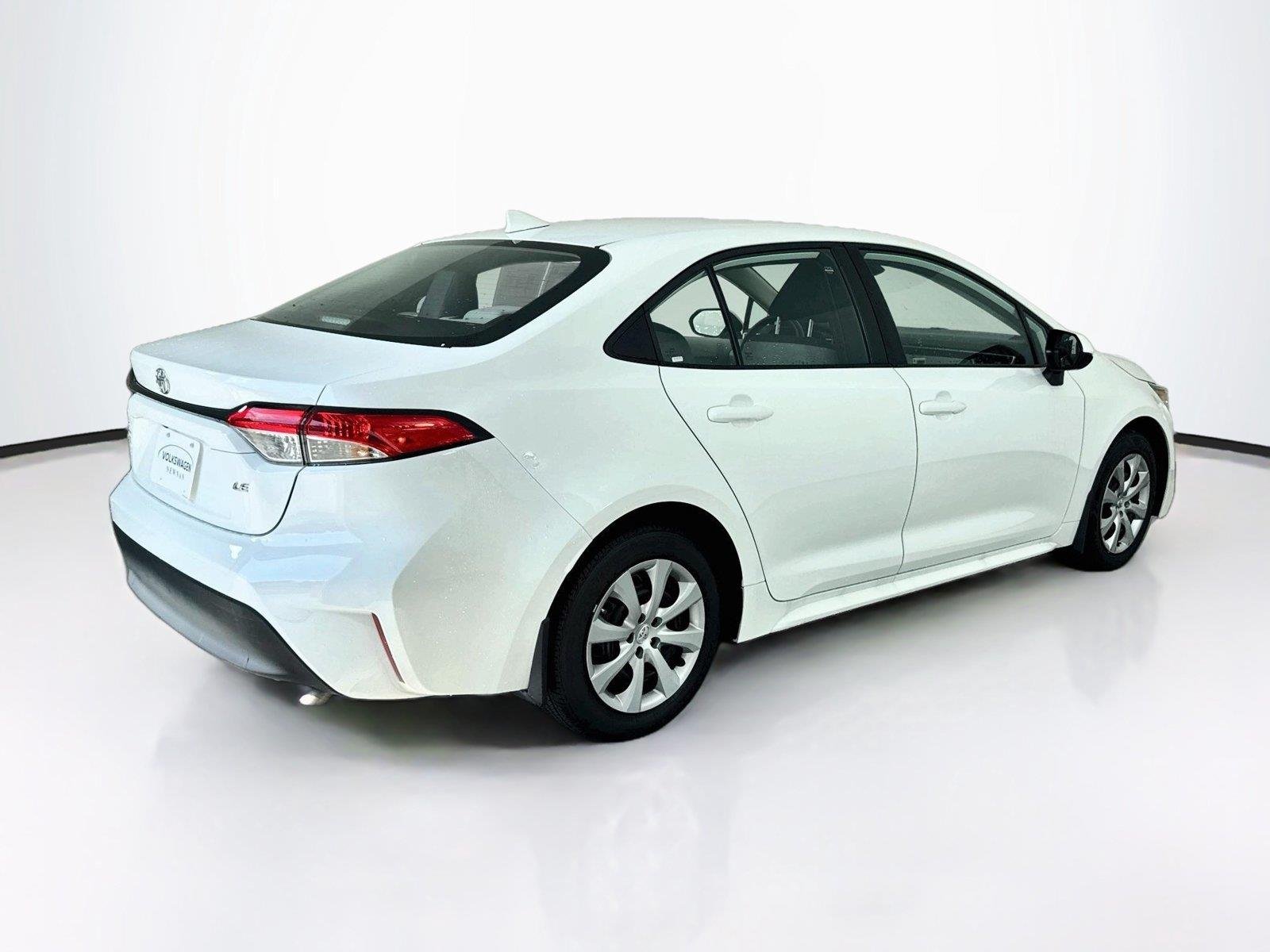 Used 2025 Ice Cap Toyota LE image 2